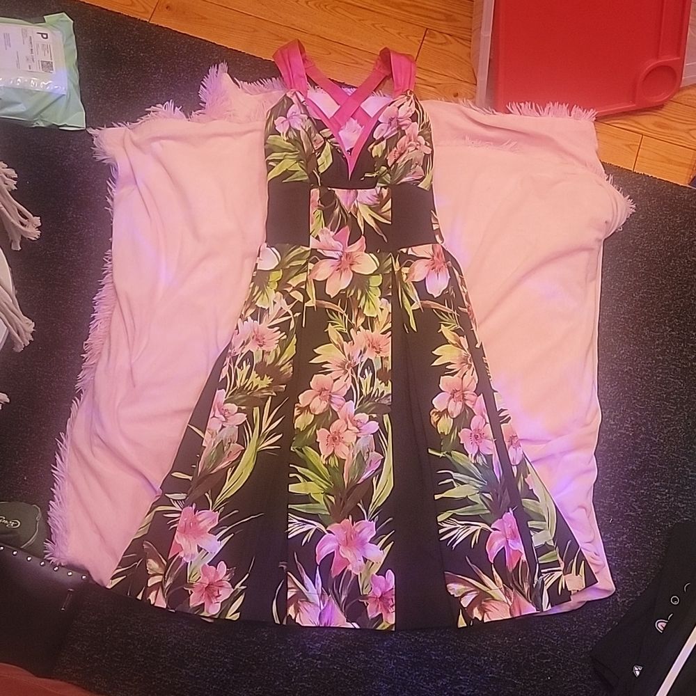 PUG Laura Byrnes Pele tropical dress with bolero NWT - Picture 3 of 10